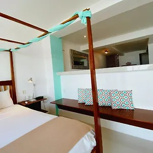 Rocamar 2*, Isla Mujeres Messico