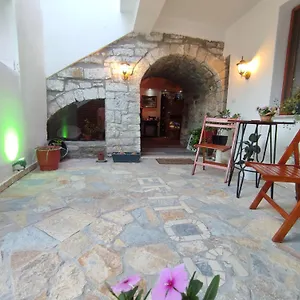 Affittacamere Bujtina Veritos, Berat