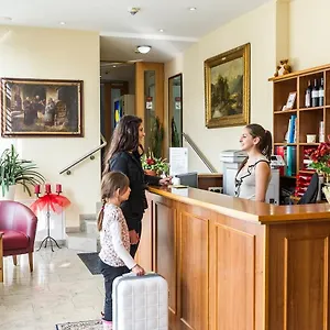 Jagerhof 2*, Garching bei München Duitsland